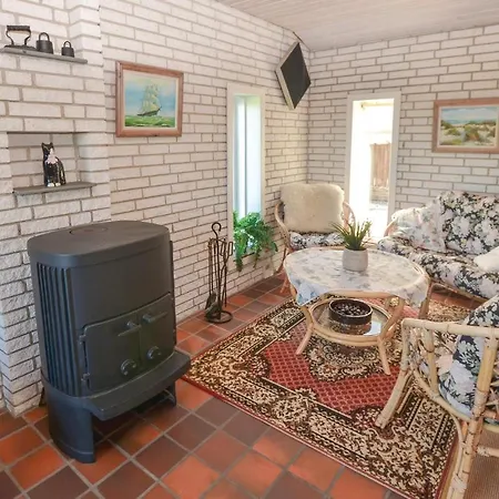 Two-bedroom Holiday In Ferienhaus *