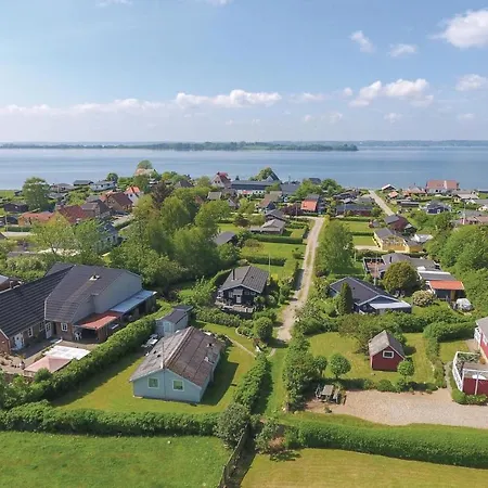 Two-bedroom Holiday In Ferienhaus Broager